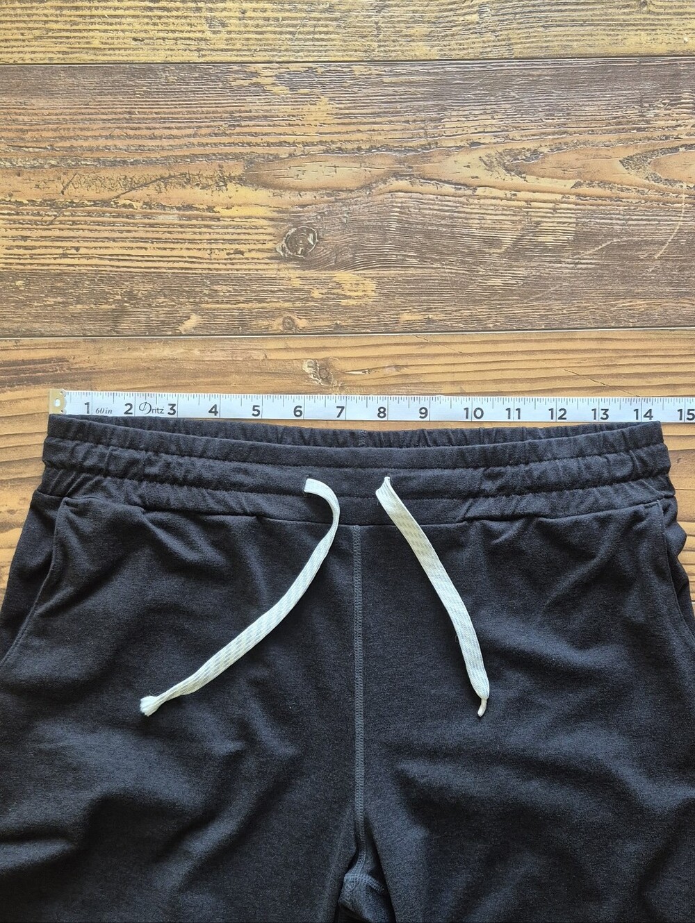 Vuori Performance Joggers Womens Black Size Small - Picture 3 of 7